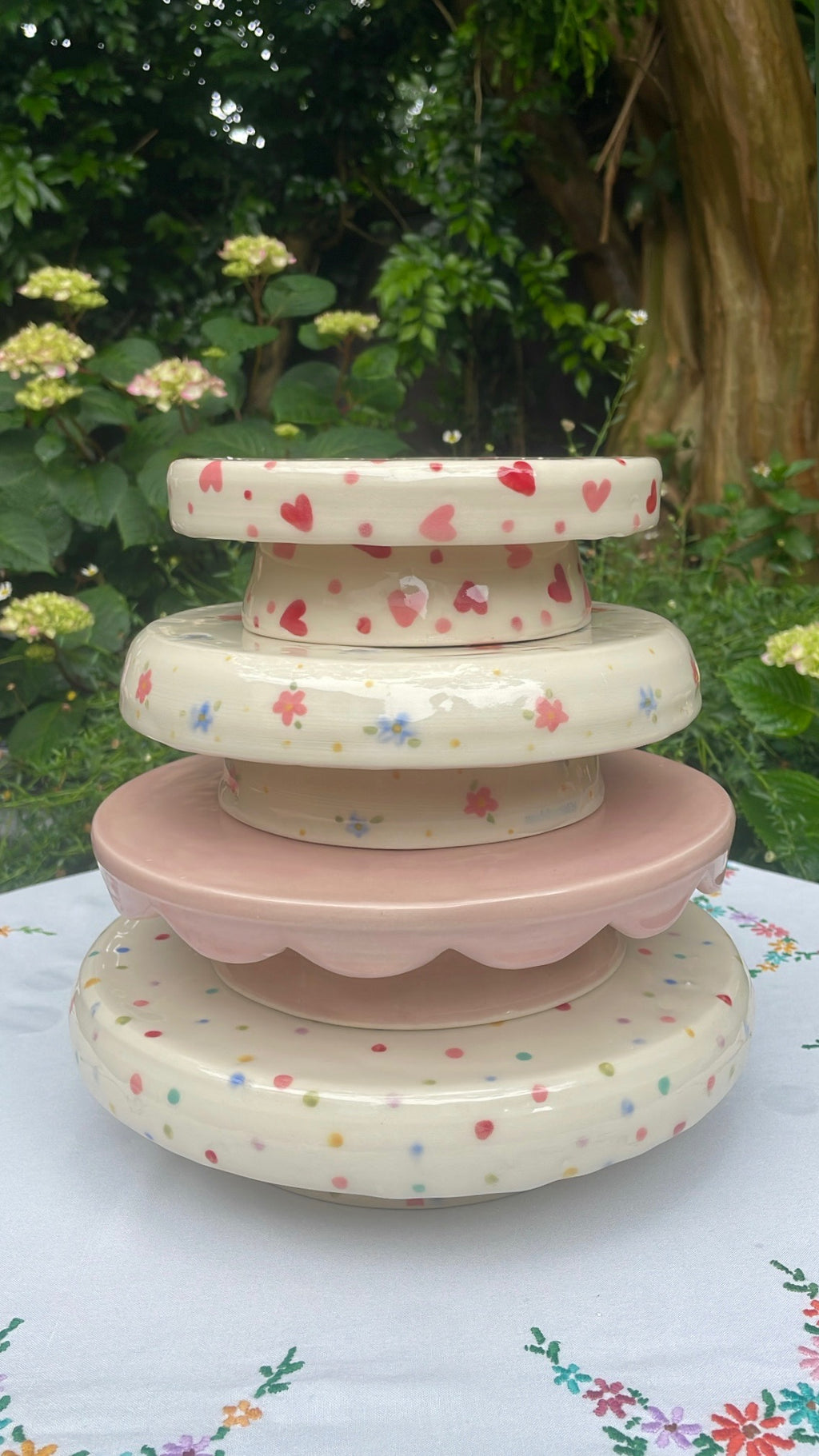 Hearts Ceramic Cake Stand